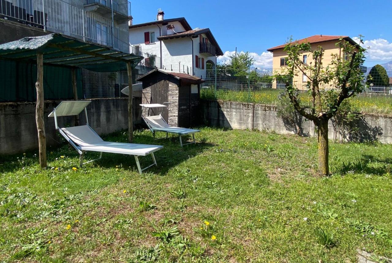 The Children Smile- With Private Garden Διαμέρισμα Colico Εξωτερικό φωτογραφία